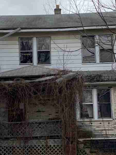 14475 Robson (13).jpg